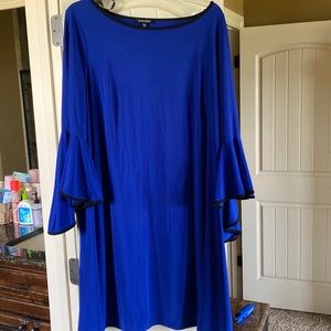roz&ali. 2X. Royal blue. Dress. Just past knee (5’8”)